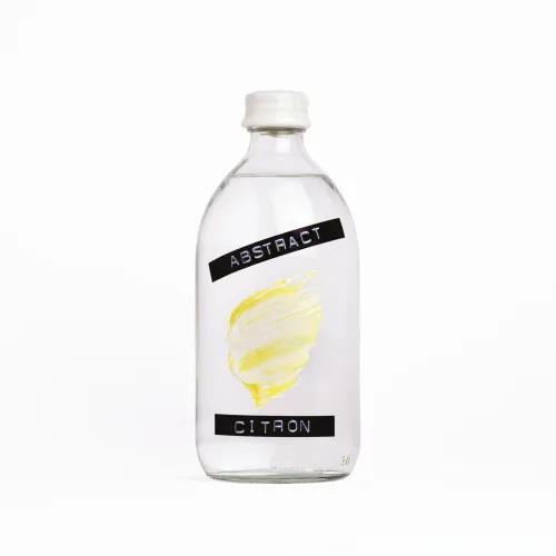 monochrome citron distillat bouteille tache de peinture blanche et jaune lemon distillate bottle paint brush white and yellow